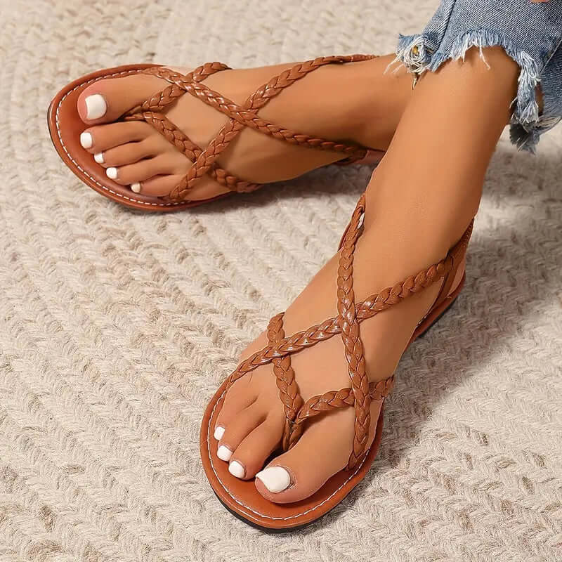 "Sandales plates confortables pour femme en couleurs variées, design minimaliste et brides ajustables pour un style estival é