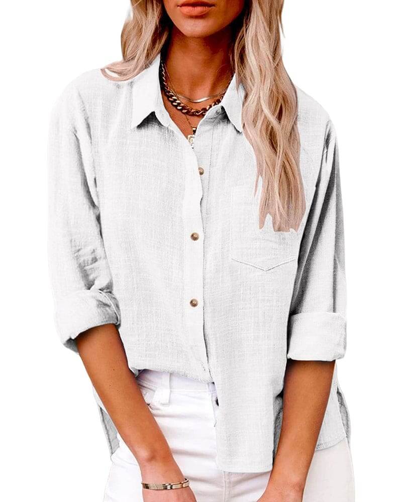 Chemise femme lin bleu, manches longues, col classique, boutons bruns, élégance décontractée et polyvalence.