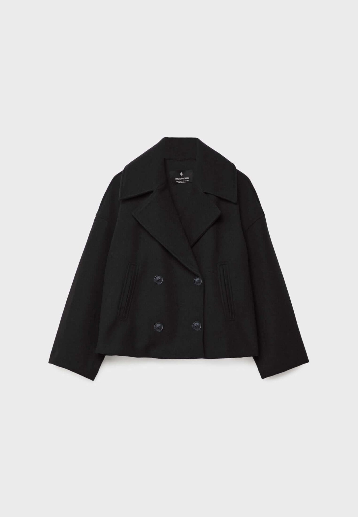 "Veste femme moderne chic, double poitrine, courte, vue avant, élégante, ajustement parfait, look professionnel"