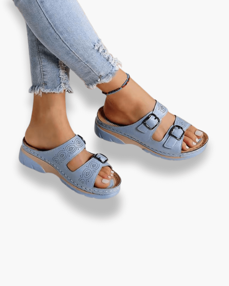 "Sandales estivales femme élégantes et confortables, design tendance, légères, idéales pour journées ensoleillées"