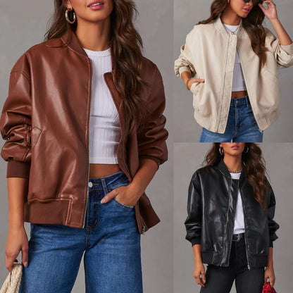 "Veste bomber femme élégante en cuir doux, fermeture éclair, style moderne, silhouette flatteuse, couleur noire."