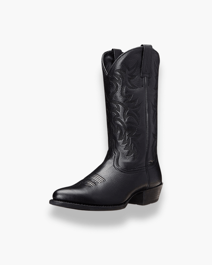 "Bottes western femme élégantes en cuir marron, détails couture soignés, style intemporel et moderne, confort premium"