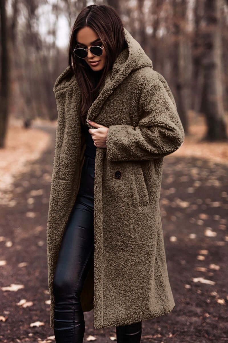 "Veste d'hiver élégante pour femme, beige, design intemporel, confort optimal, doublure douce, parfaite pour le froid."