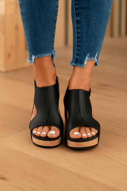 "Sandales orthopédiques élégantes pour femmes, confortables, avec design ergonomique et style contemporain."