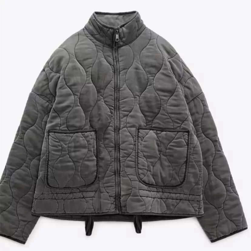 "Veste Puffer Femme élégante, polyvalente et confortable, avec poches multiples, idéale pour style urbain et activités extéri