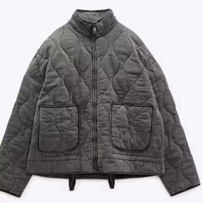 "Veste Puffer Femme élégante, polyvalente et confortable, avec poches multiples, idéale pour style urbain et activités extéri