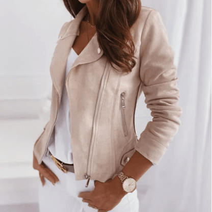 "Veste chic en suède beige pour femme, coupe ajustée, pour un look élégant et raffiné, confortable et sophistiquée."