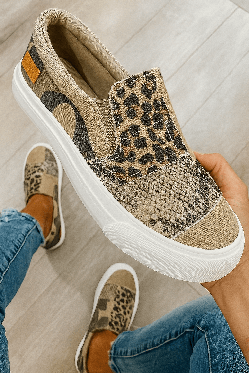 Baskets slip-on femmes, imprimés audacieux léopard, python et camouflage, confort optimal, facile à enfiler.