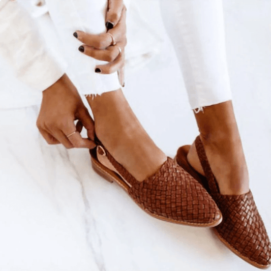 Chaussures Léna en cuir véritable, vue de dessus, élégantes et confortables, idéales pour femmes en quête de style et confort