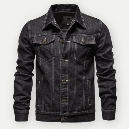 "Veste en jean bleu clair structurée, look urbain, coupe élégante et poches pratiques pour un style décontracté."