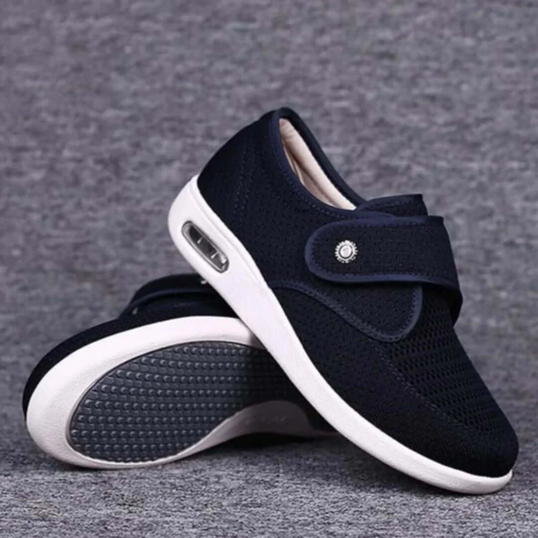 "Chaussures élégantes pour diabétiques, design spacieux et semelle douce, parfaites pour pieds sensibles en noir et marron cl