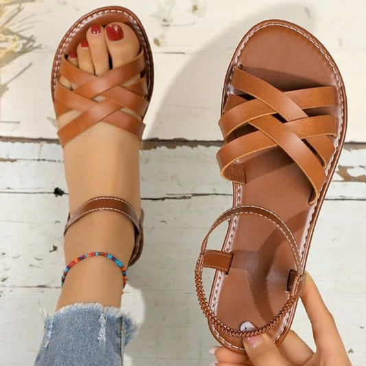 "Sandales orthopédiques brides croisées pour femme, confortables et élégantes, avec support ergonomique et fermeture cheville