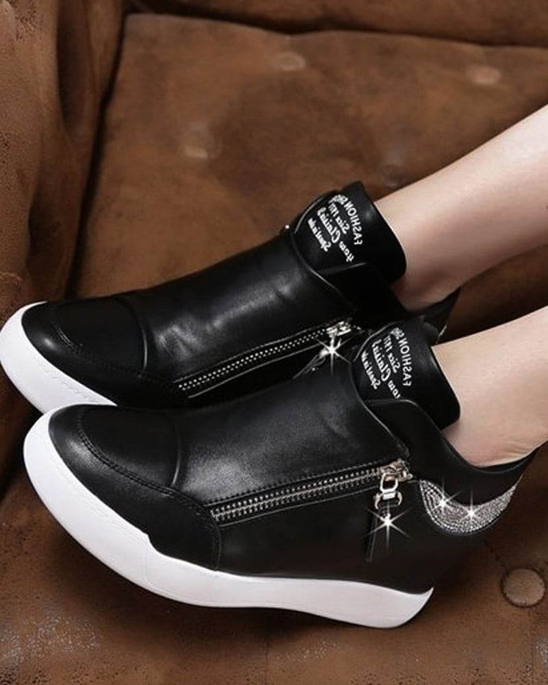 "Chaussures compensées pour femmes, baskets bottines Elina modernes avec semelle moelleuse, style urbain élégant."