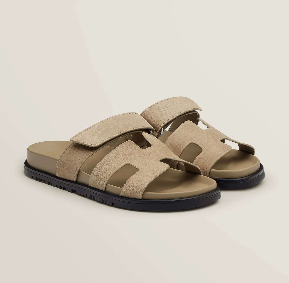 "Sandales en cuir pour femme, élégantes et confortables, parfaites pour l&