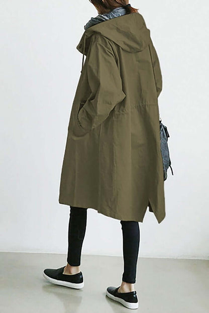 "Trench imperméable à capuche pour femme, coupe élégante, couleur noire, détails raffinés idéal pour saisons pluvieuses."