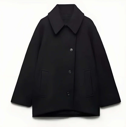 "Manteau en laine oversize chic, coupe ample et élégante, parfait pour l'hiver, apportant confort et style"