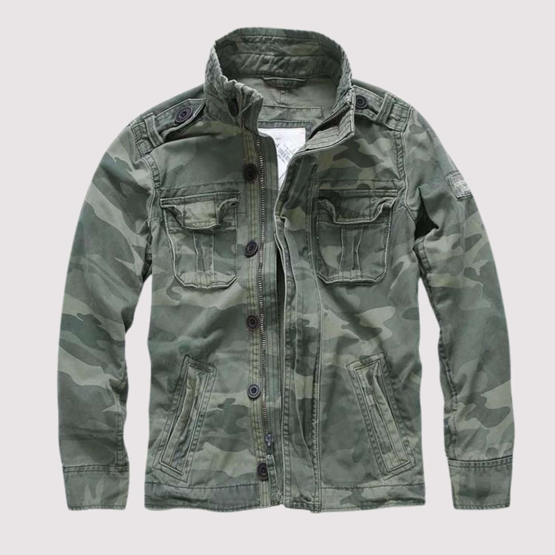 "Veste en jean rétro pour femme, denim bleu robuste, coupe ajustée avec poches fonctionnelles, style chic pour l'hiver."