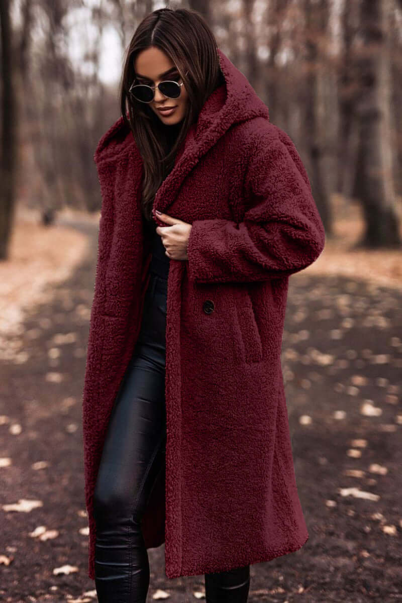 "Veste d'hiver élégante pour femme, beige, design intemporel, confort optimal, doublure douce, parfaite pour le froid."