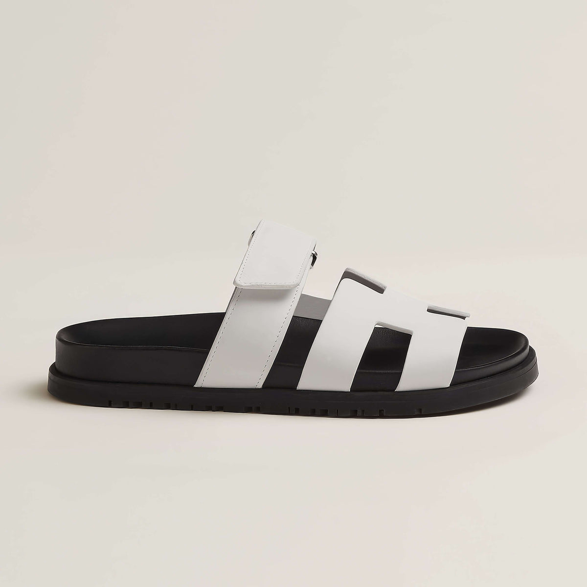 "Sandales en cuir pour femme, élégantes et confortables, parfaites pour l&