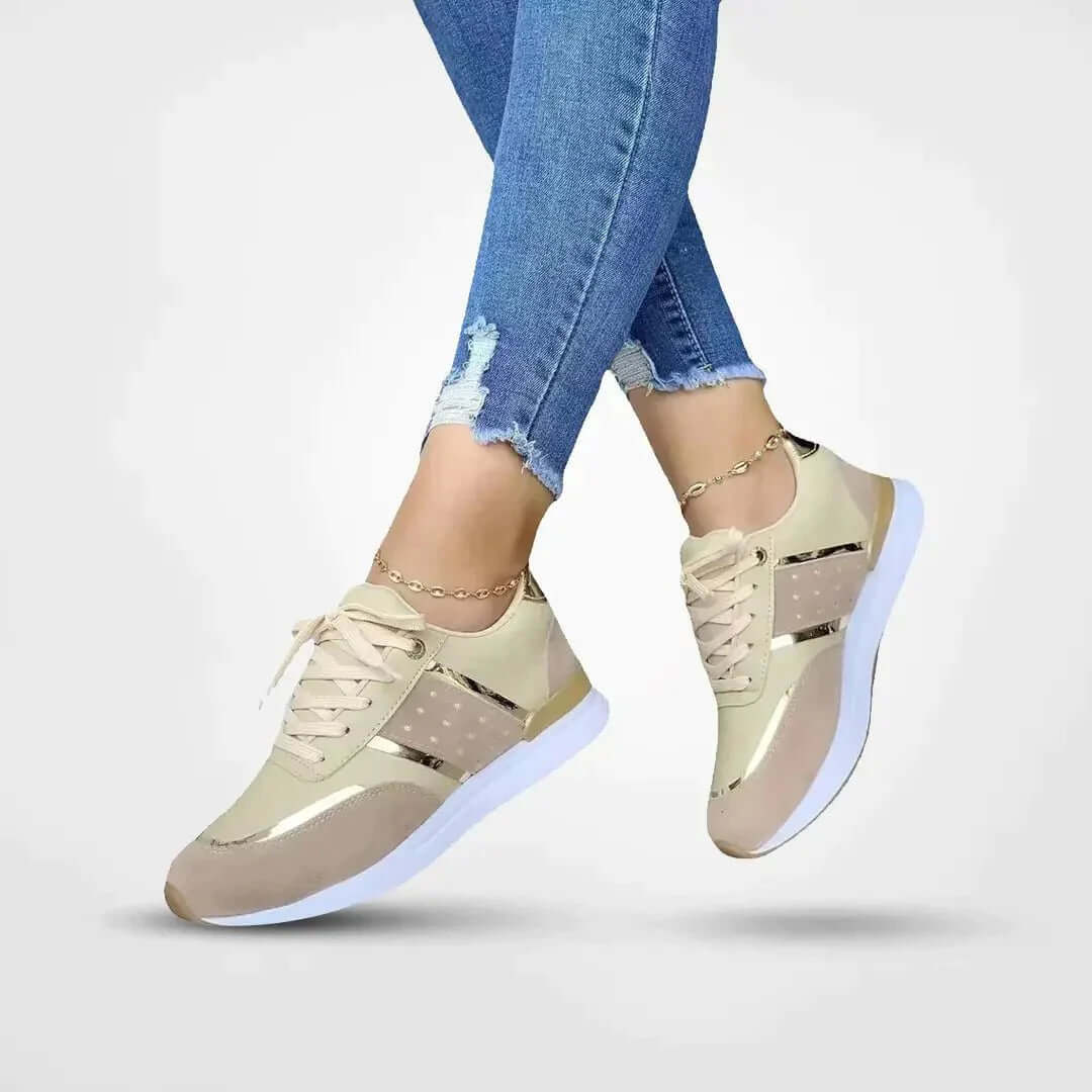 Chaussures orthopédiques élégantes pour femme, design moderne, cuir souple, semelles Vibram pour confort et adhérence.