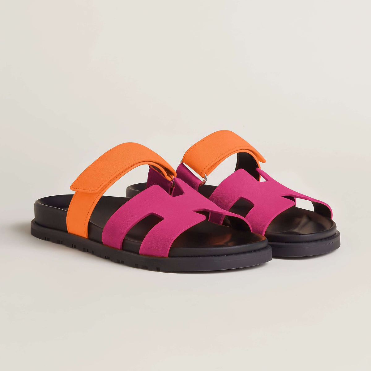 "Sandales en cuir pour femme, élégantes et confortables, parfaites pour l&