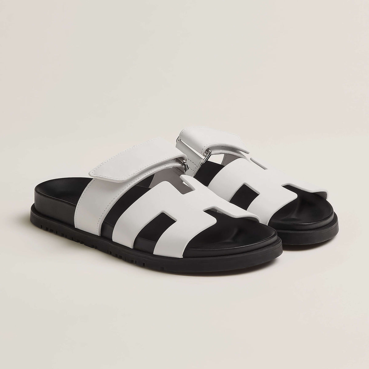"Sandales en cuir pour femme, élégantes et confortables, parfaites pour l&
