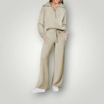 "Ensemble loungewear femme élégant, ample et doux, couleurs tendance, parfait pour détente à la maison ou sorties."